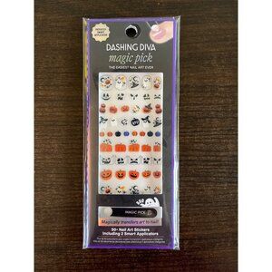 Dashing Diva Magic Pick Nail Stickers Pumpkin Patch Collection 50 Count Hallowee